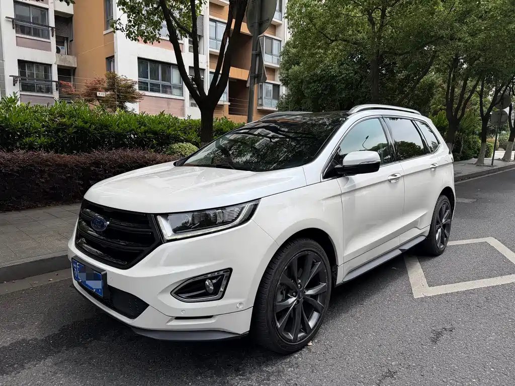 Ford Edge 2015