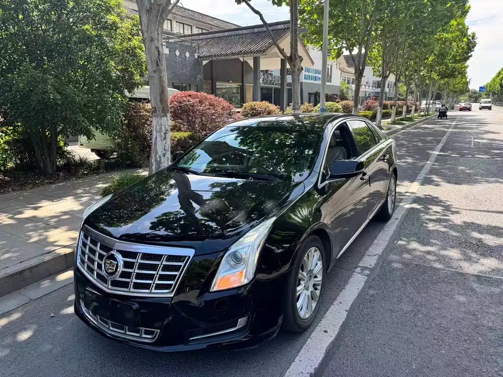 Cadillac XTS 2015