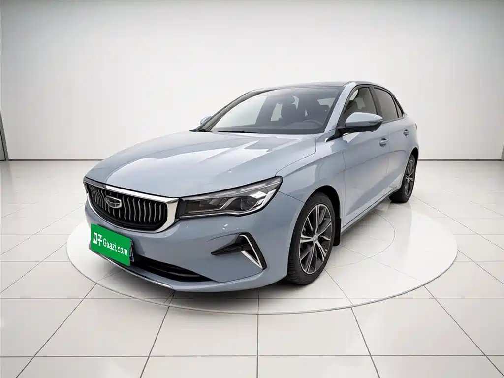 Geely Emgrand 2023