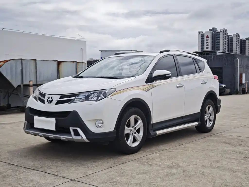 Toyota RAV4 2014