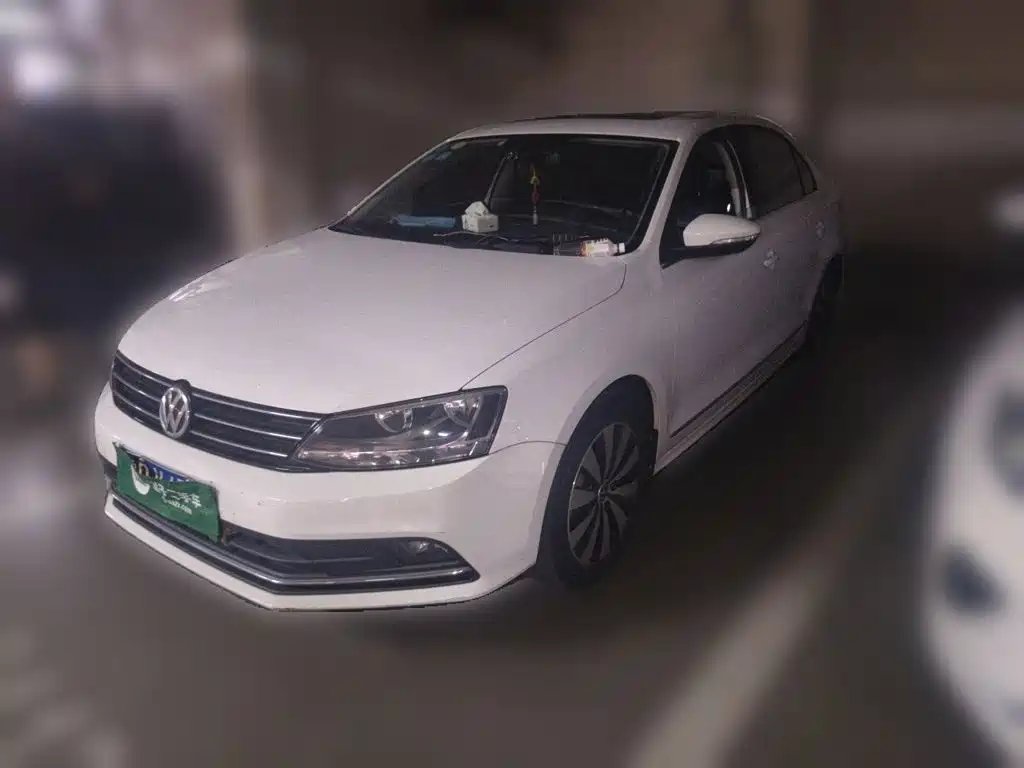 Volkswagen Sagitar 2017