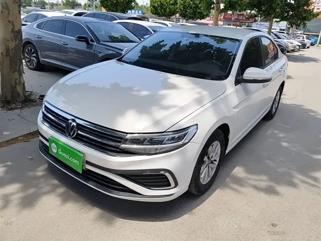 Volkswagen Bora 2024