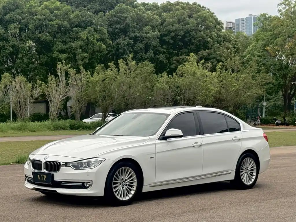BMW 3 Series 2015