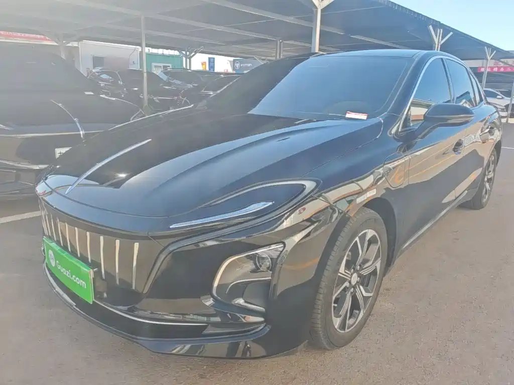Hongqi Hongqi E-QM5 2023