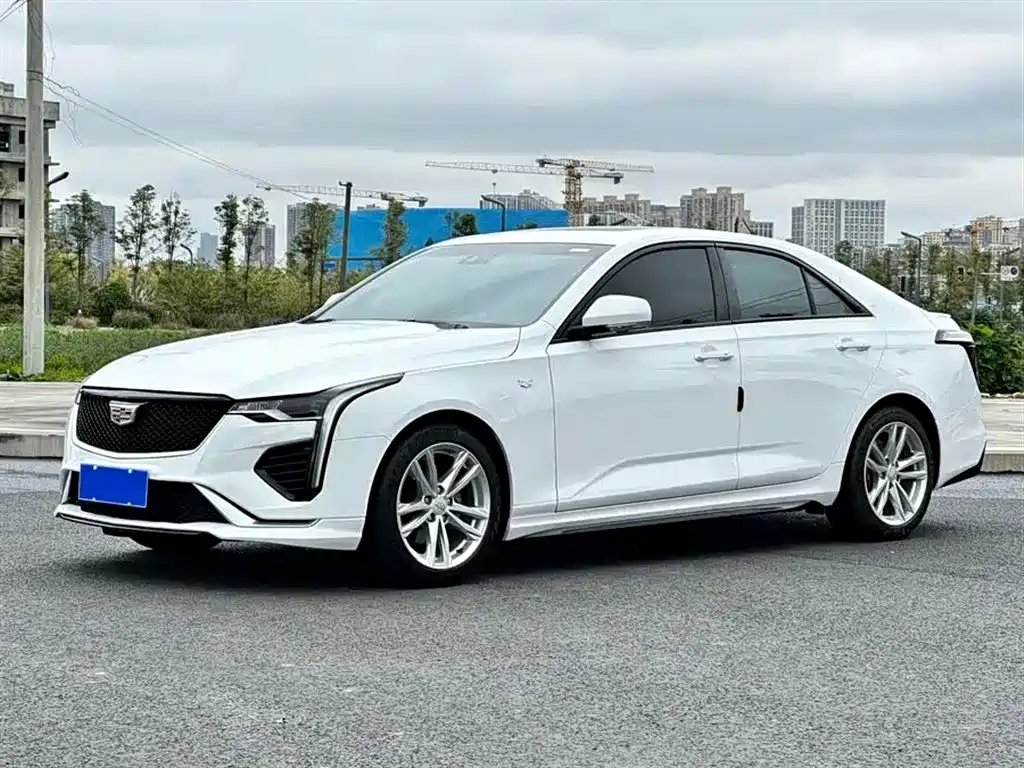Cadillac CT4 2021