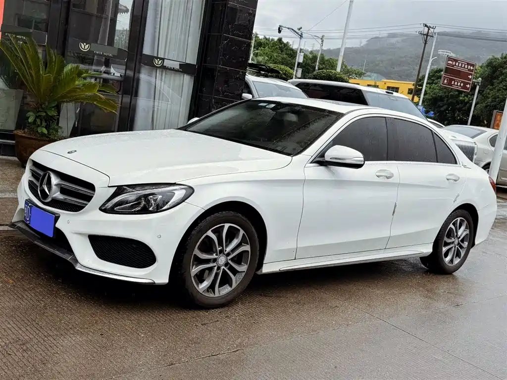 Mercedes-Benz C-Class 2016