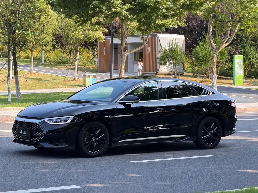 BYD Han 2024
