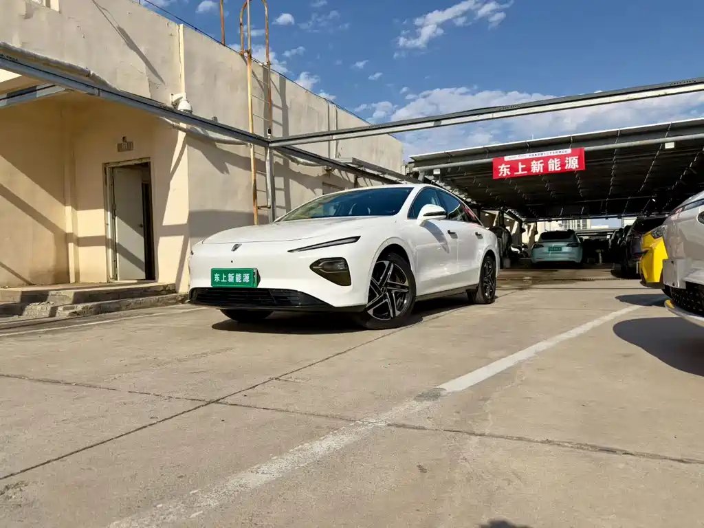 Roewe D7 2023