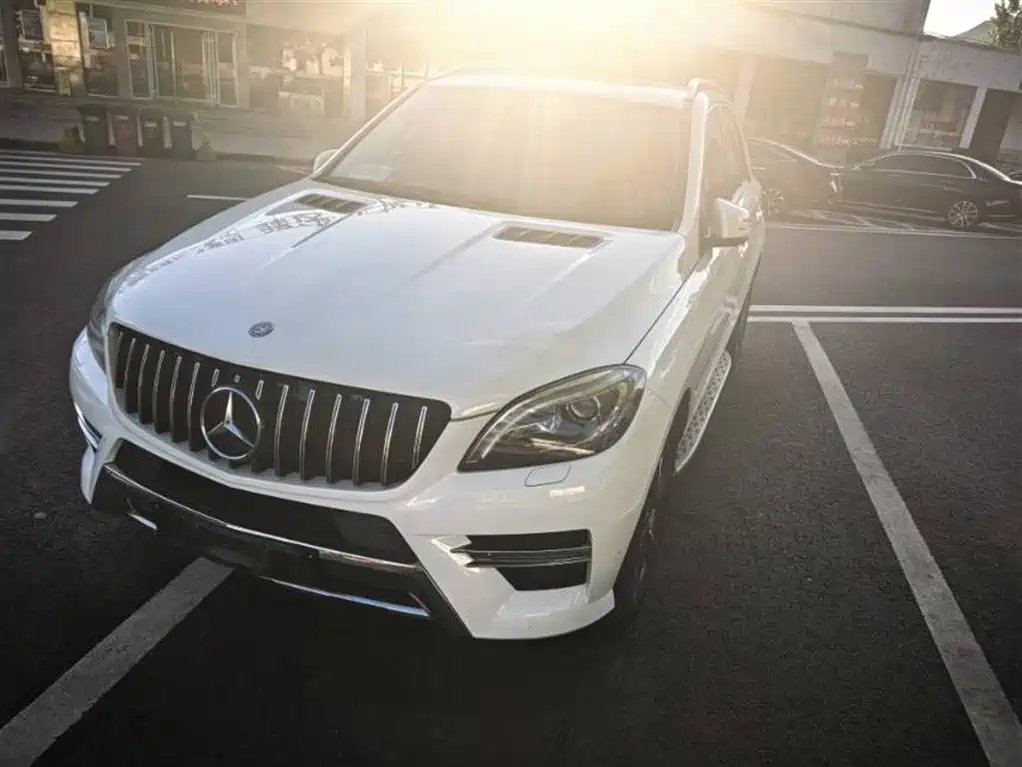 Mercedes-Benz M-Class 2014
