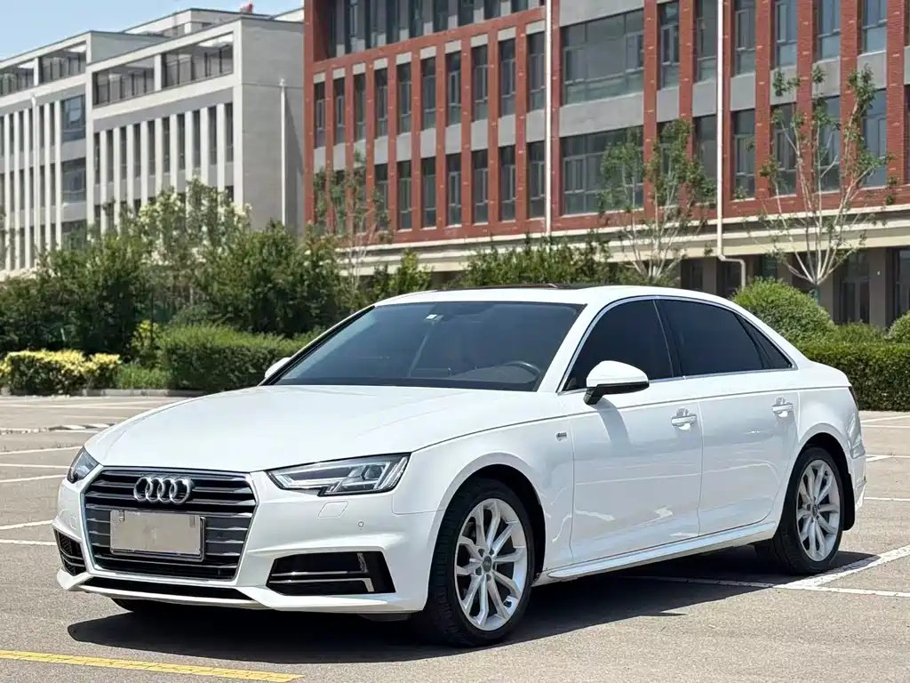 Audi A4L 2017