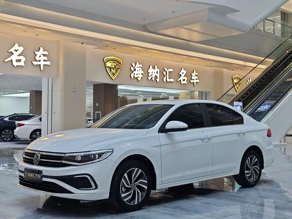 Volkswagen Bora 2025