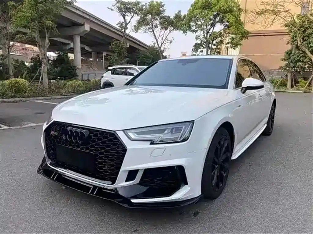 Audi A4L 2017