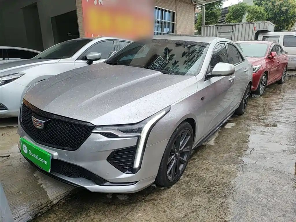 Cadillac CT4 2021