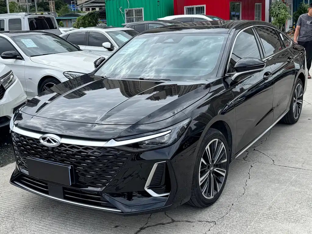 Chery Arrizo 8 2025