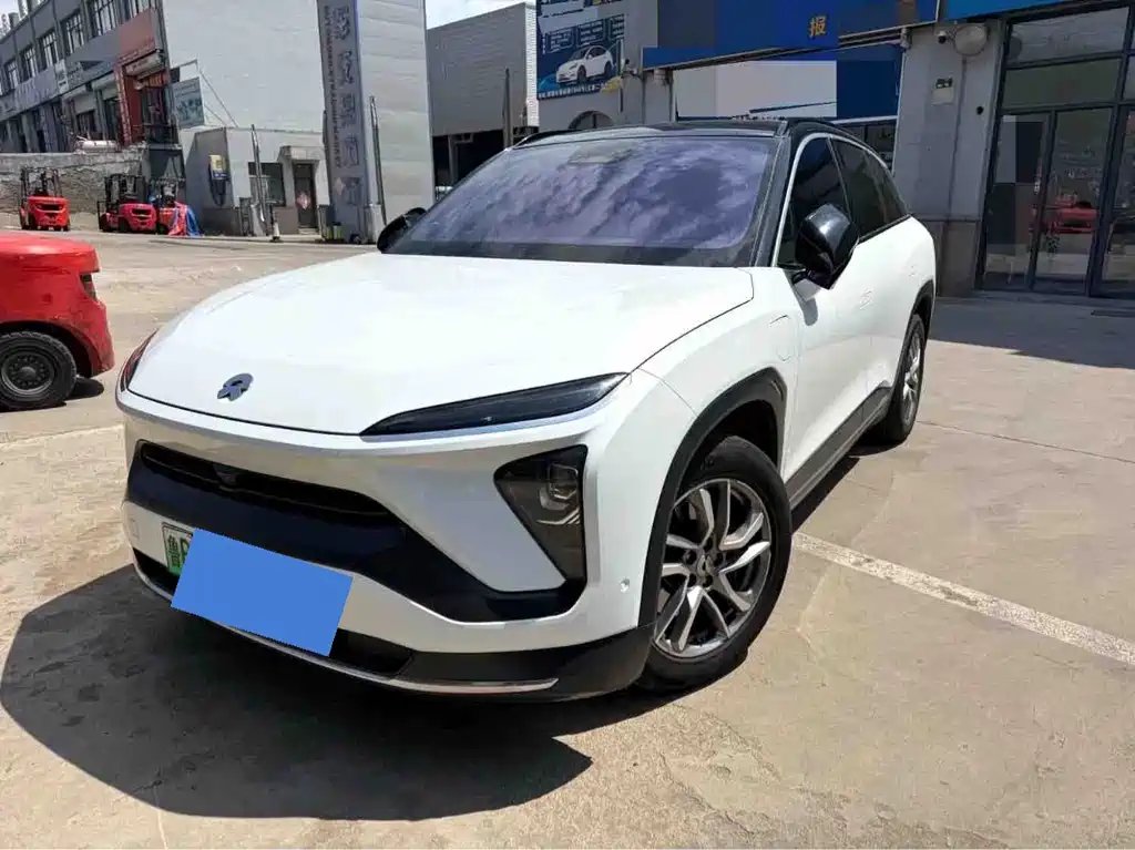 NIO ES6 2021