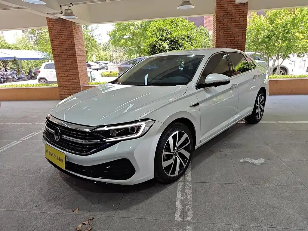 Volkswagen Sagitar 2024