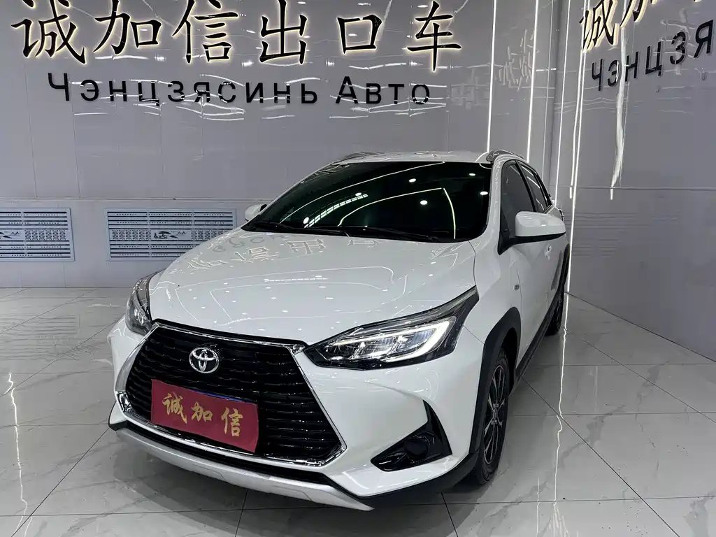 Toyota Yaris L 2023