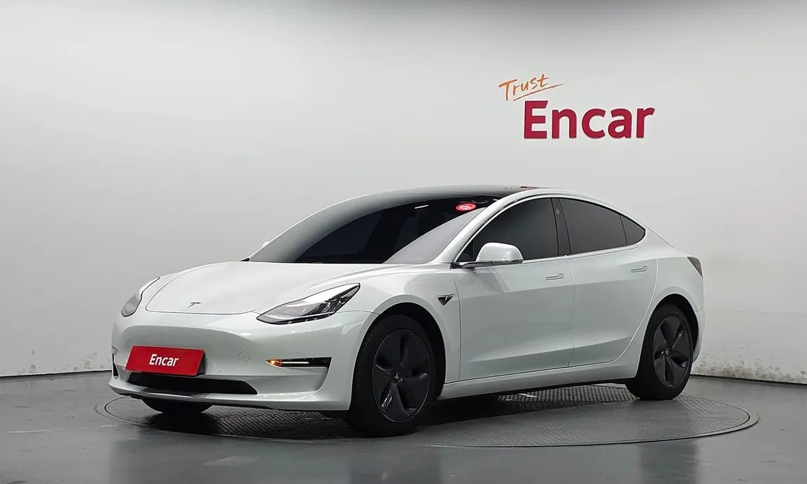 Tesla Model 3 2020