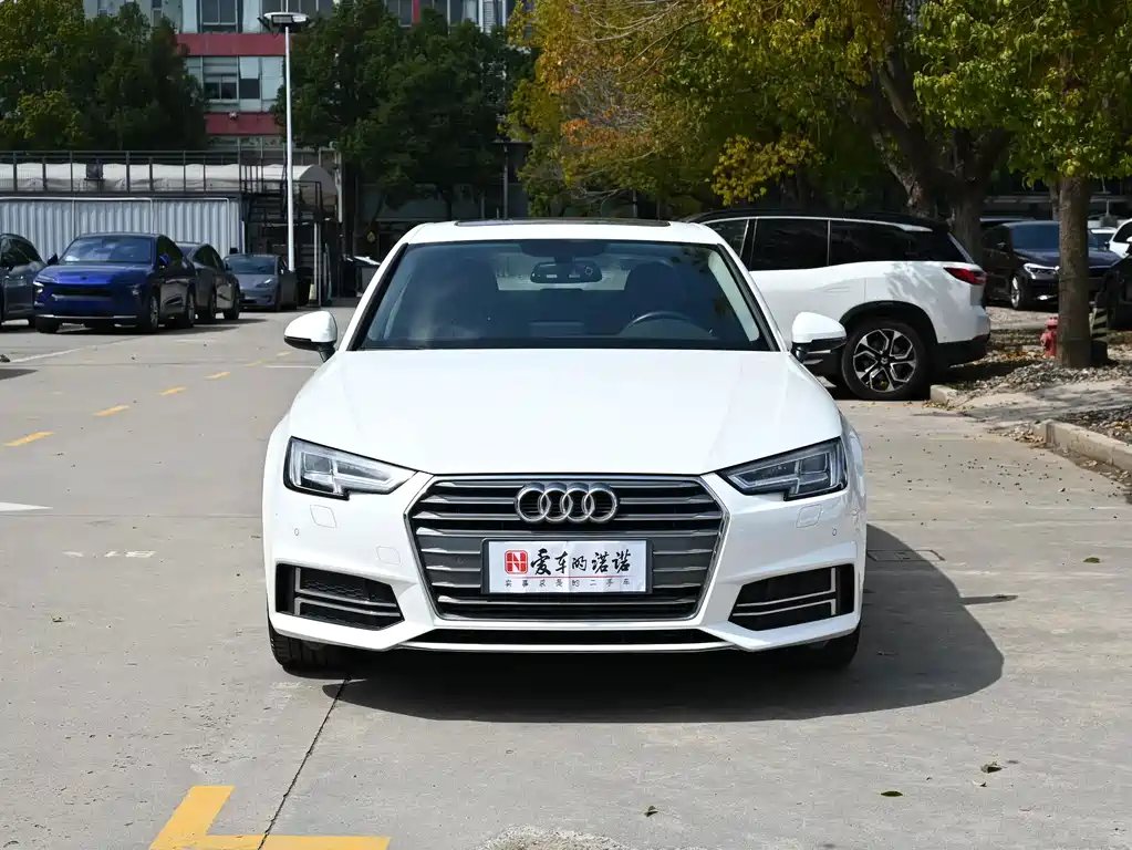 Audi A4L 2017