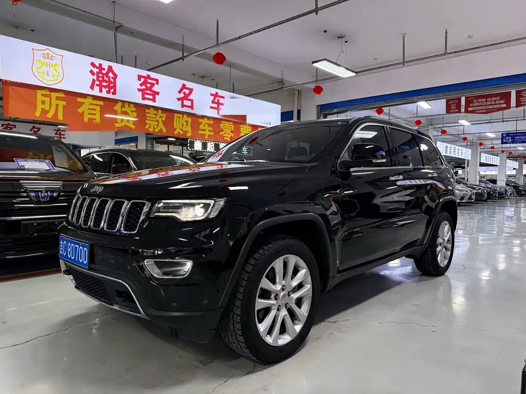 Jeep Grand Cherokee (Import) 2018