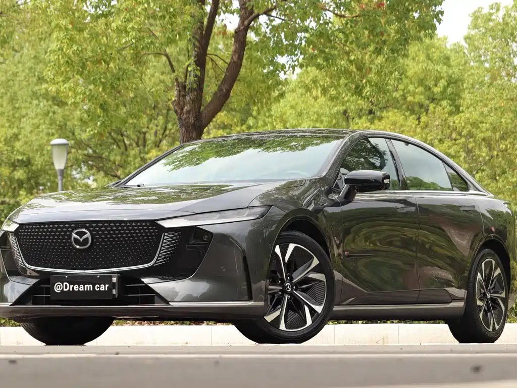 Mazda EZ-6 2025