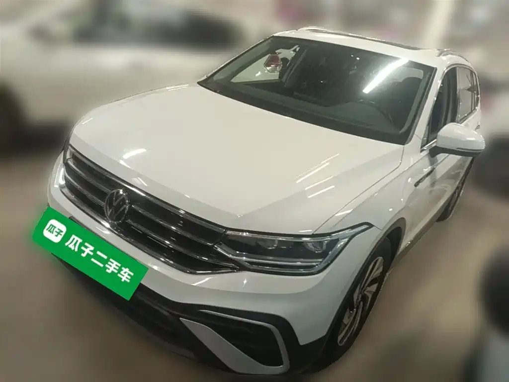 Volkswagen Tiguan L 2024