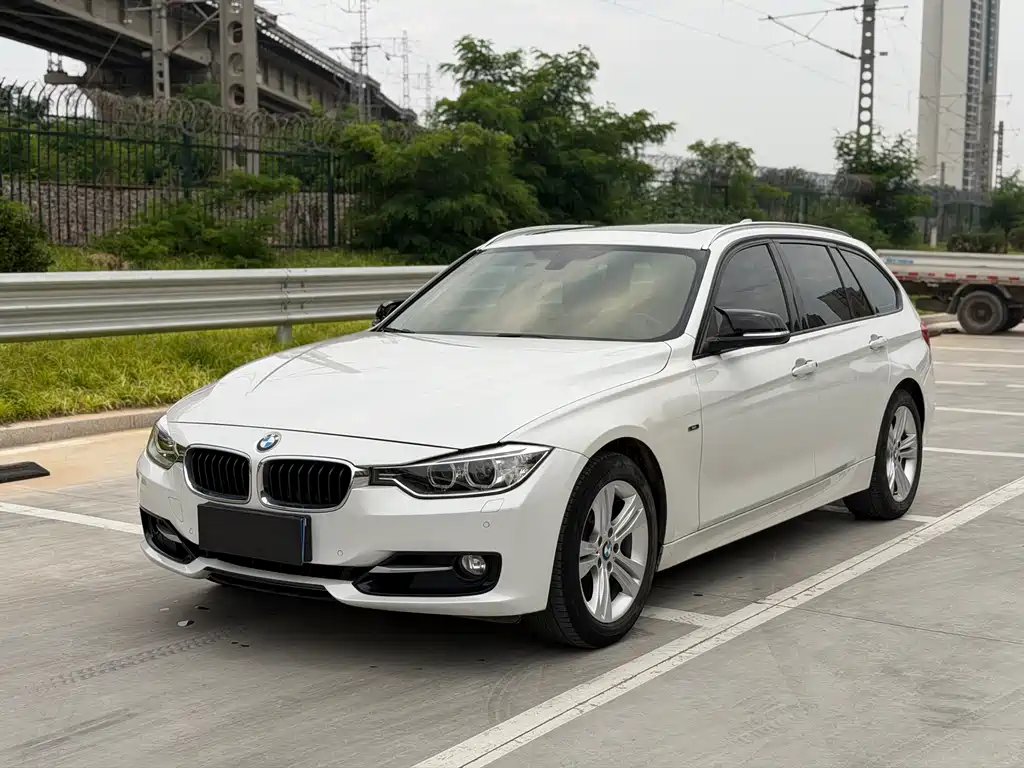 BMW 3 Series (Import) 2014