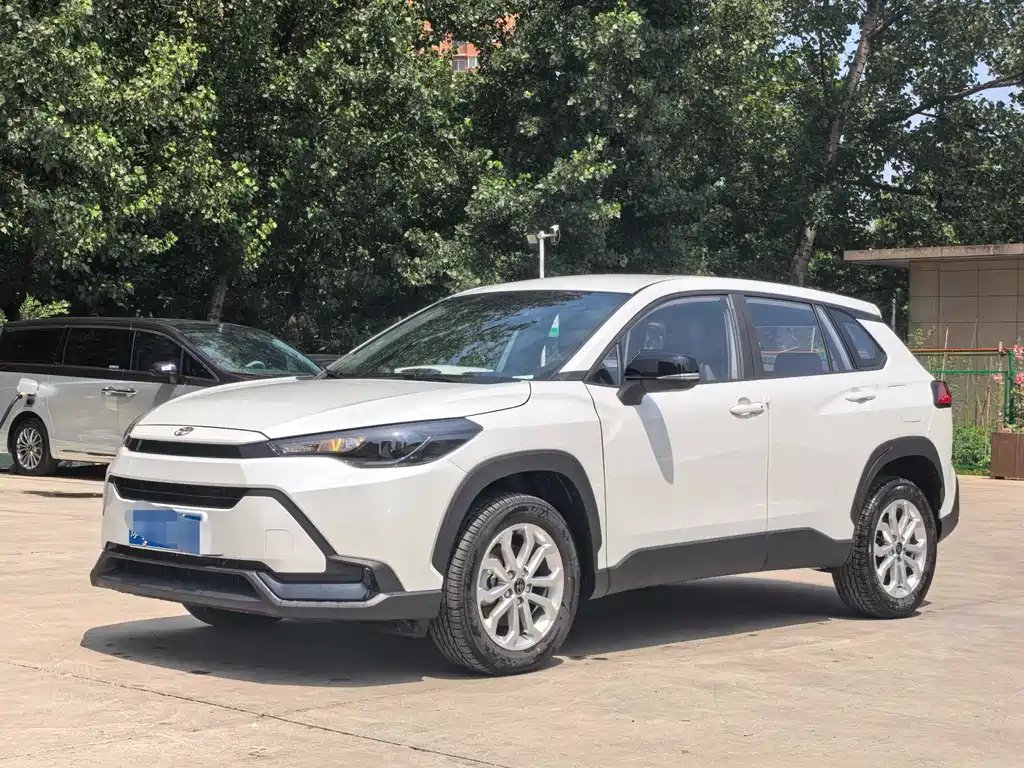 Toyota Frontlander 2025