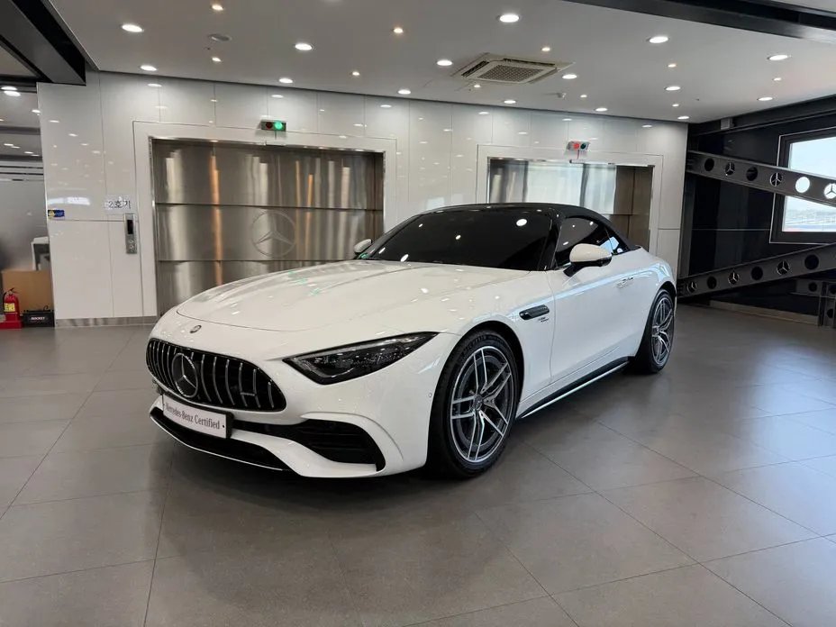 Mercedes-Benz SL-Class 2025