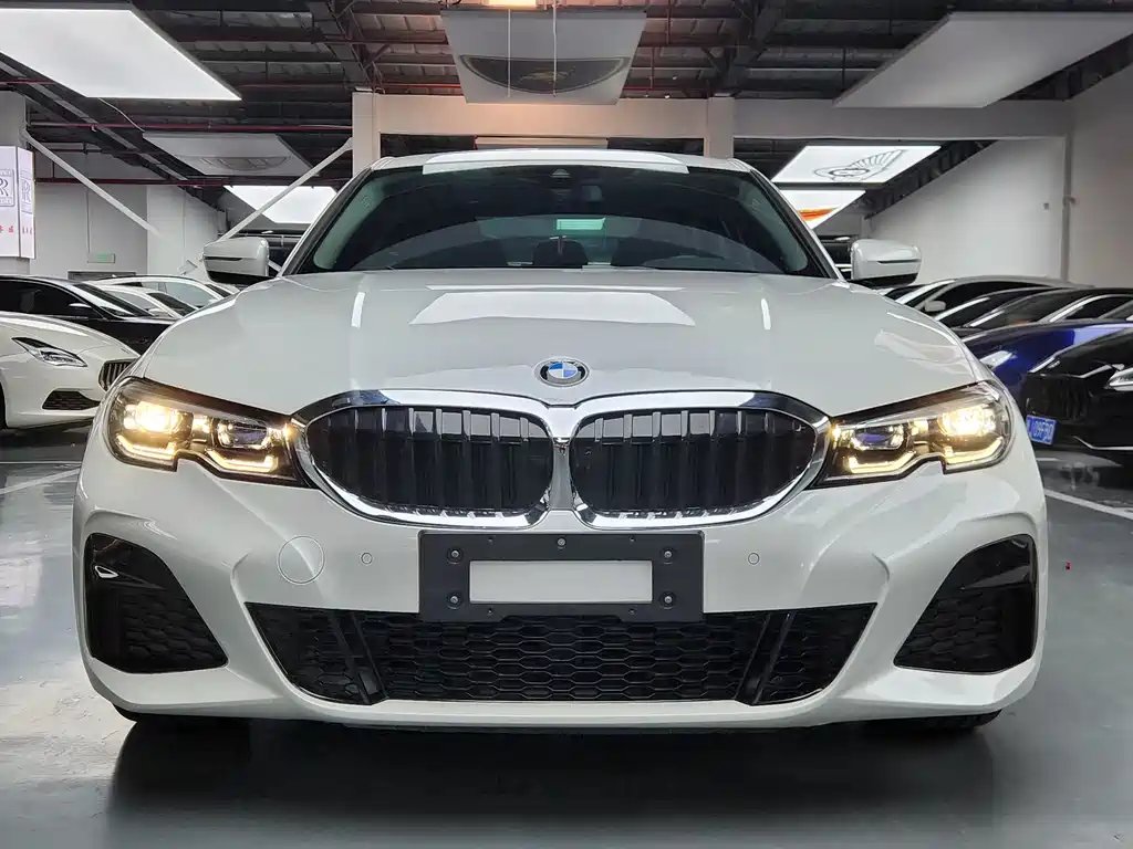 BMW 3 Series 2020