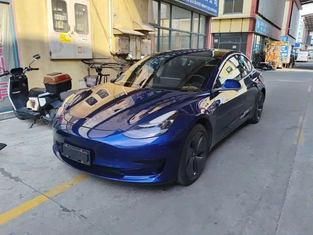 Tesla Model 3 2020
