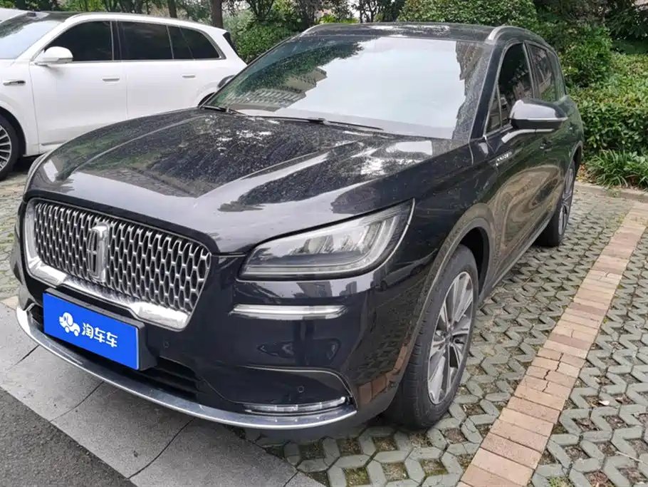 Lincoln Corsair 2021