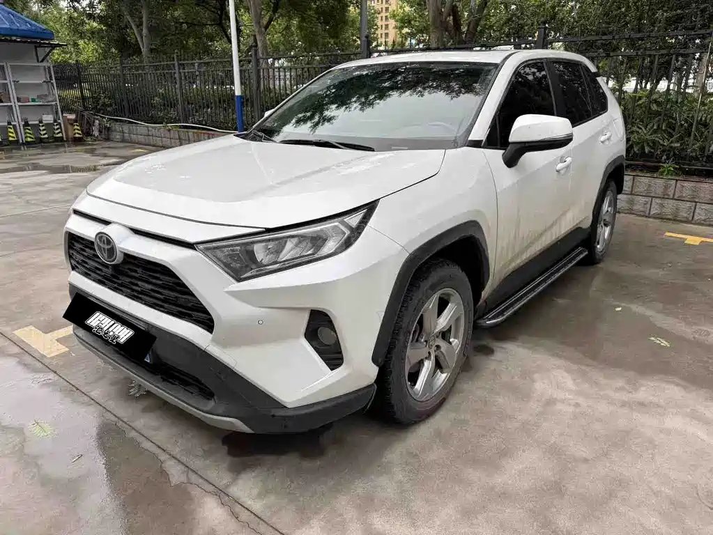 Toyota RAV4 2023