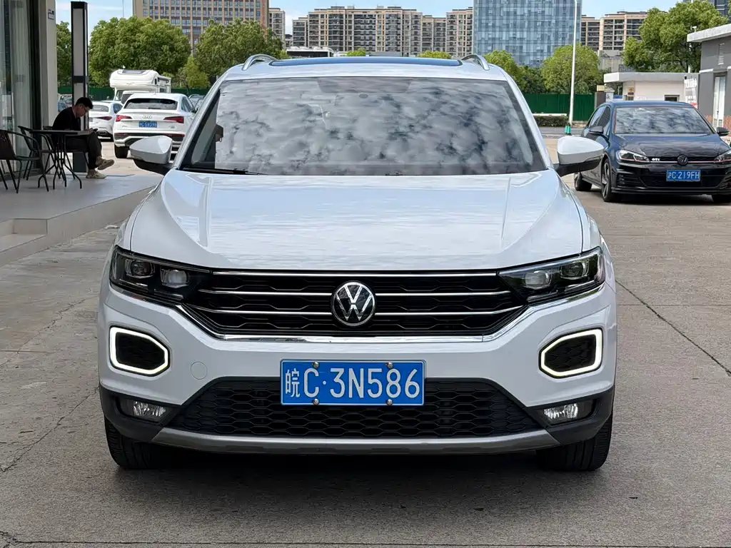 Volkswagen T-Roc 2023