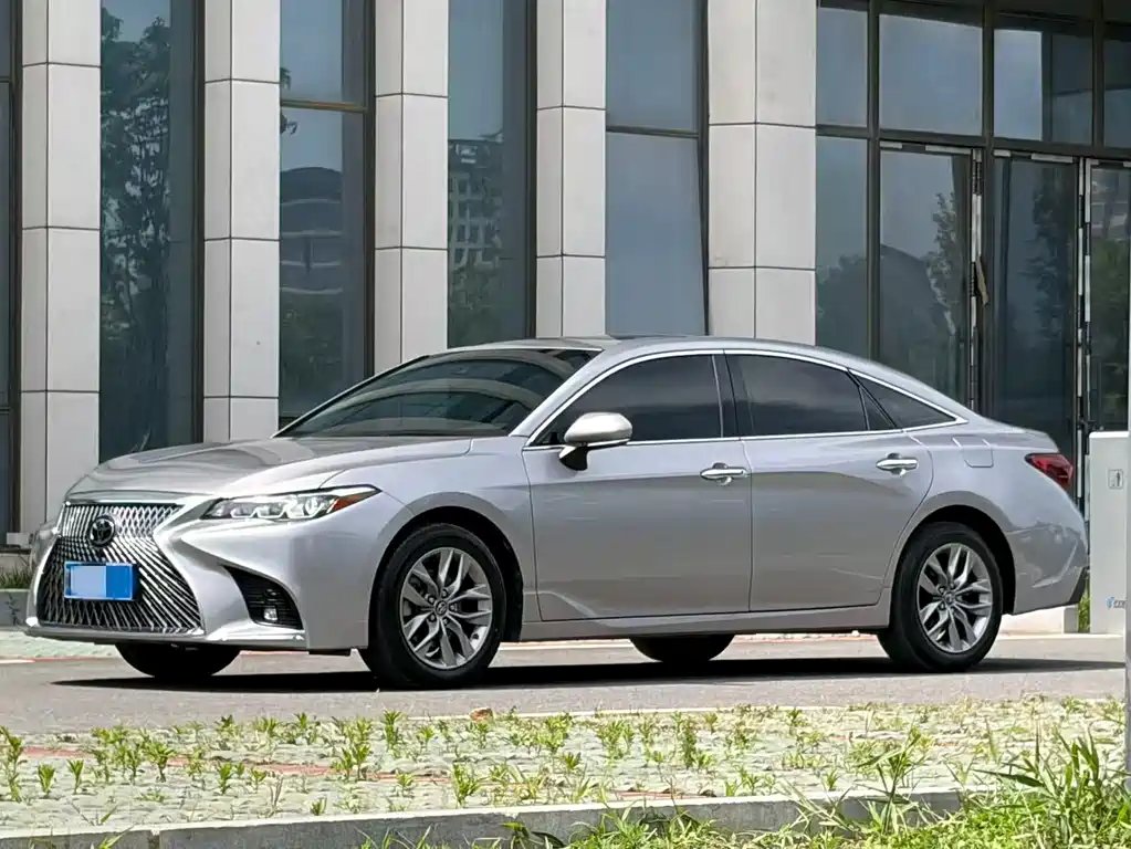 Toyota Avalon 2021