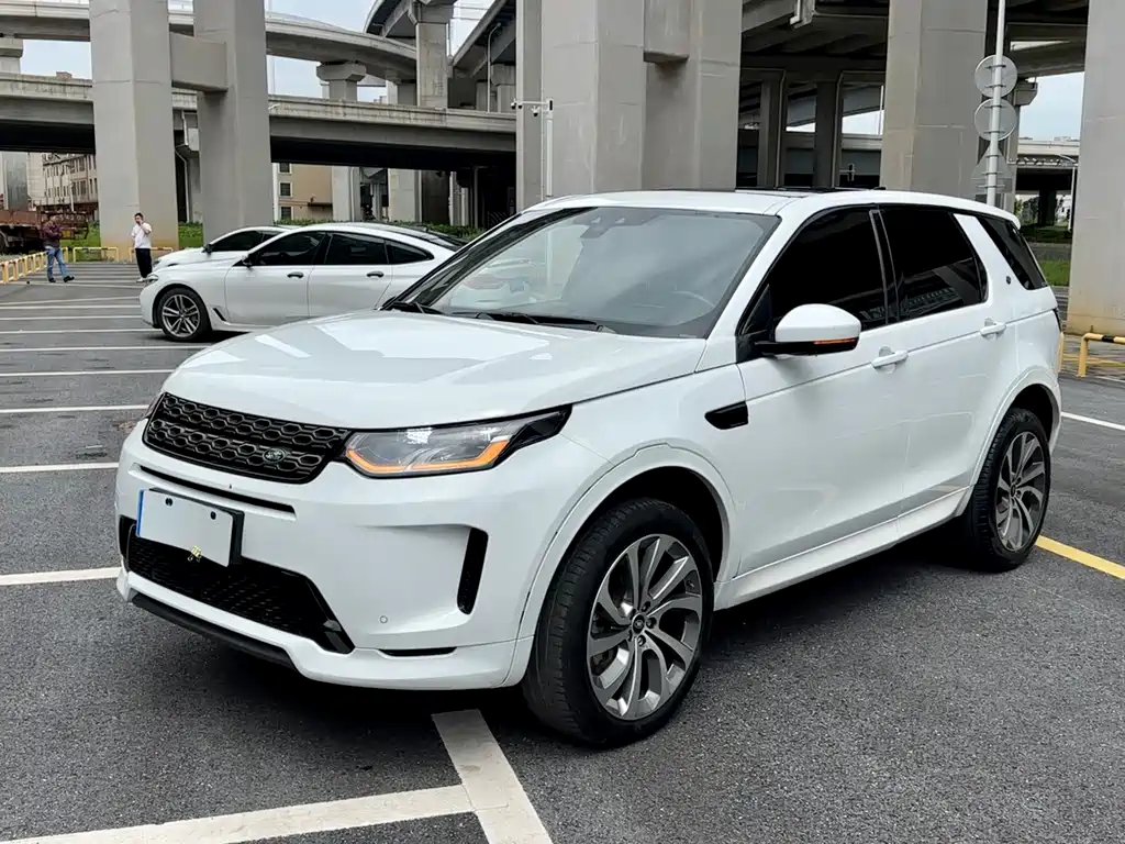 Land Rover Discovery Sport 2021