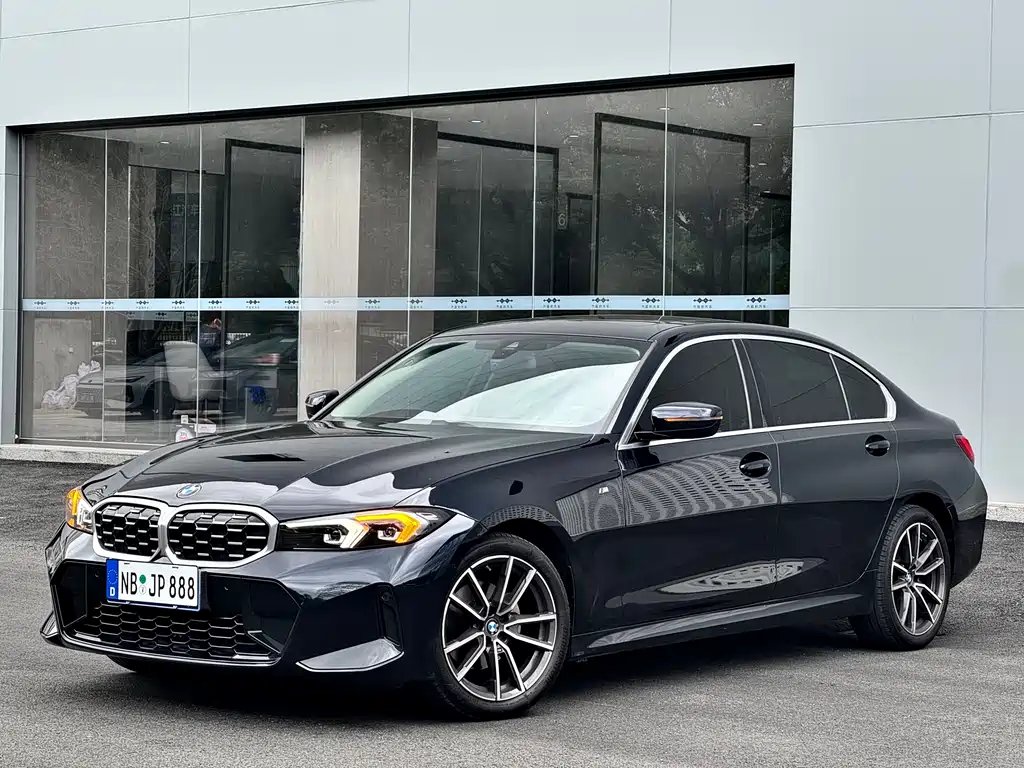 BMW 3 Series 2023