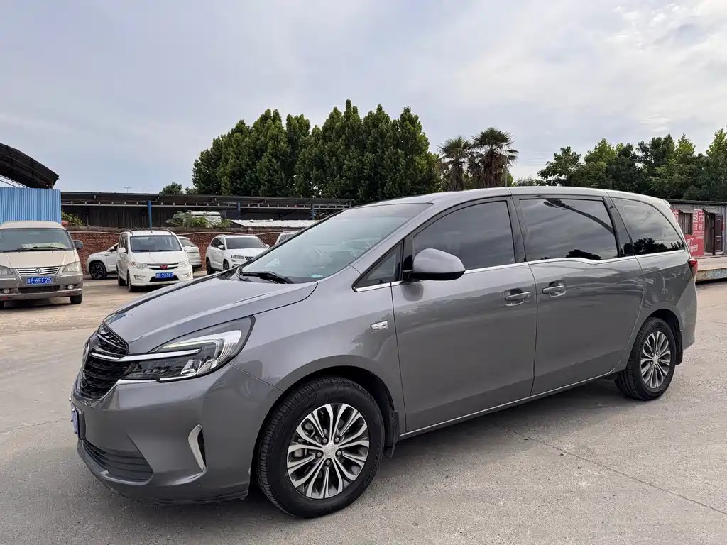 Buick GL8 2021