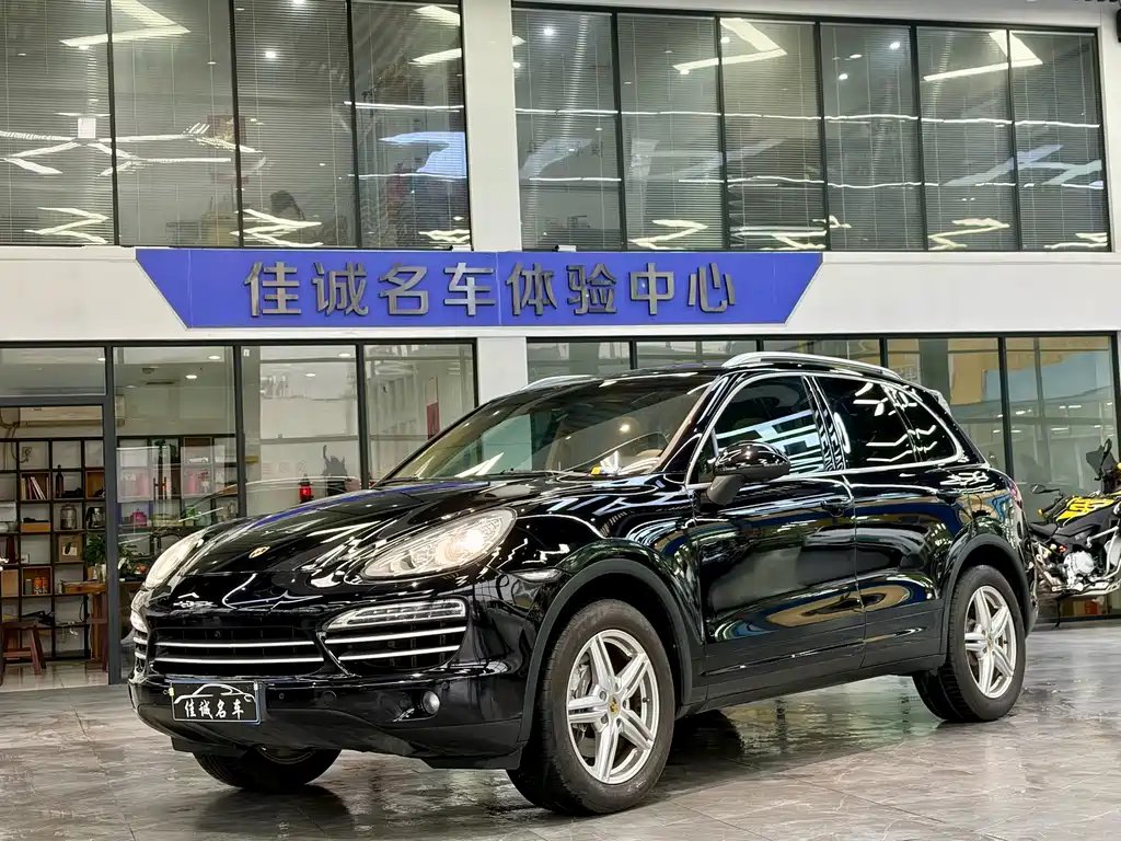Porsche Cayenne 2014