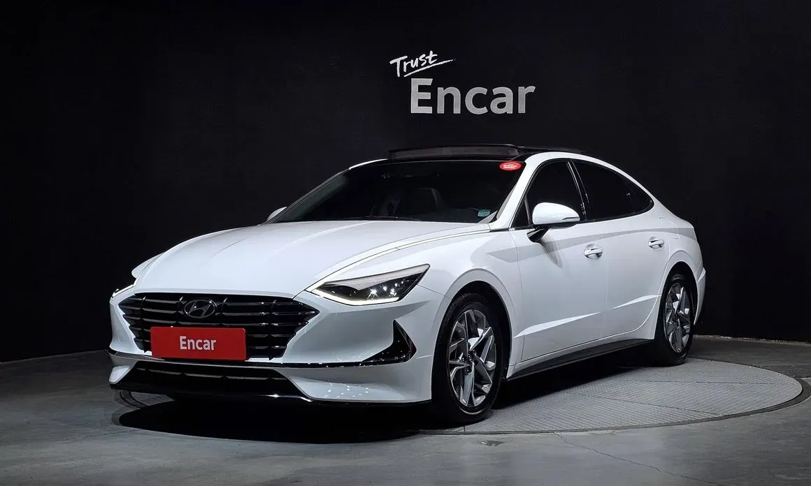 Hyundai Sonata 2022 — фото 1 из 30