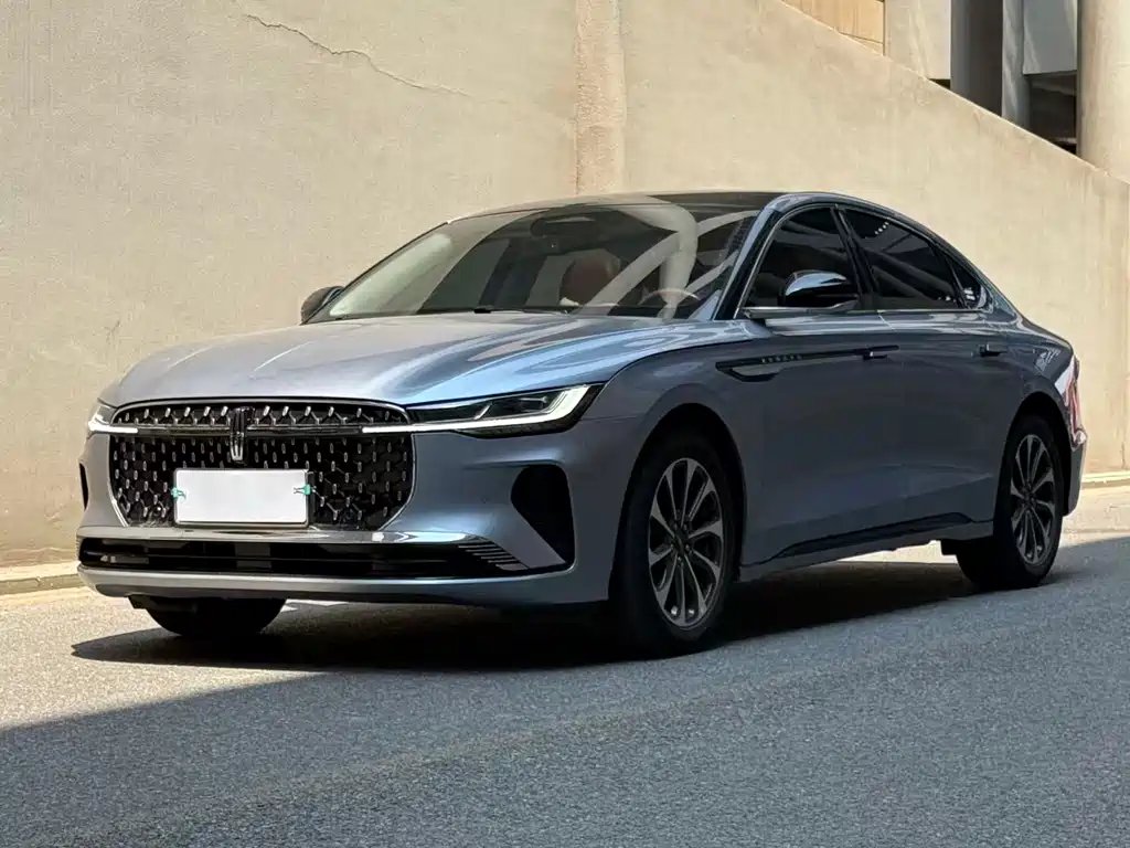 Lincoln Z 2023
