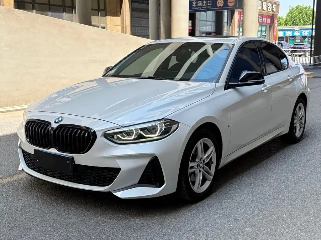 BMW 1 Series 2023
