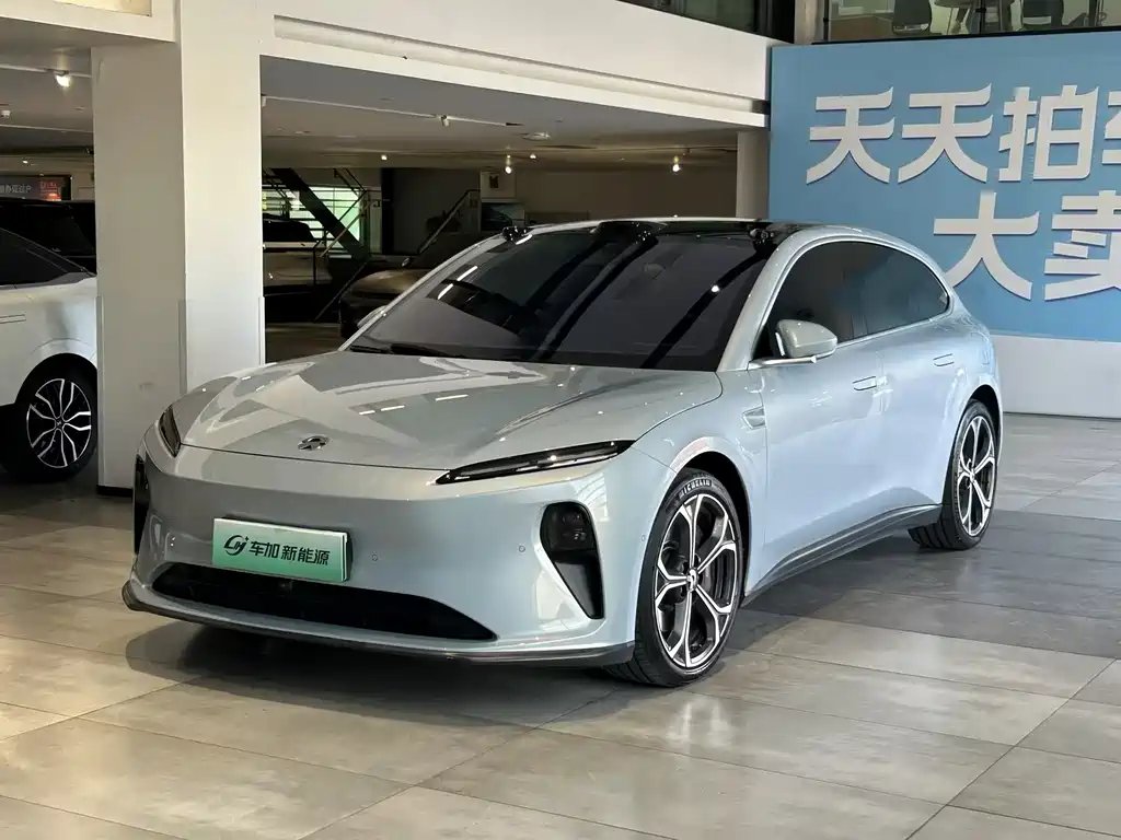 NIO ET5T 2024