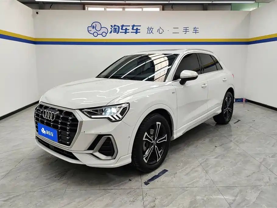 Audi Q3 2021