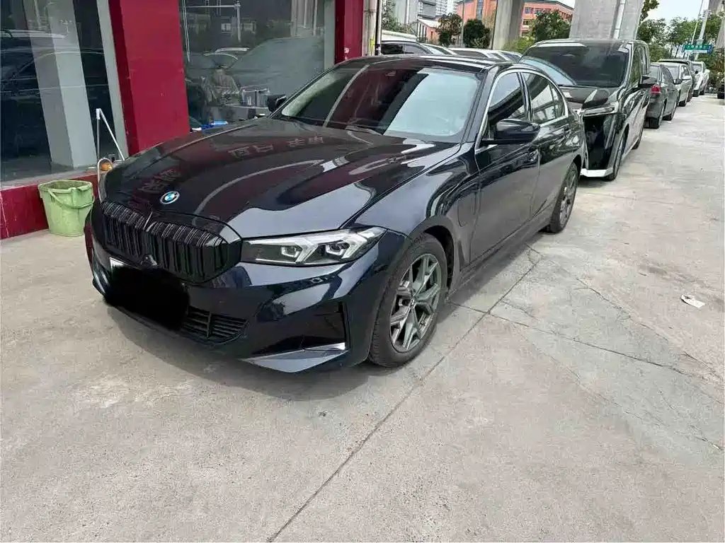 BMW i3 2023