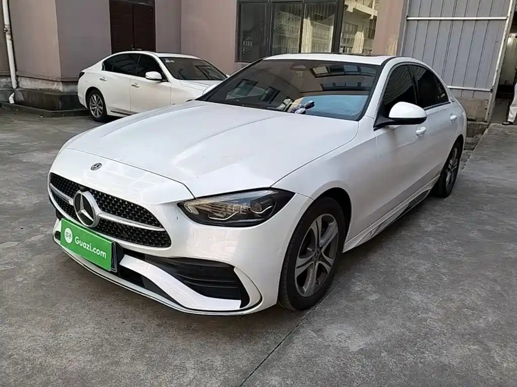 Mercedes-Benz C-Class 2021