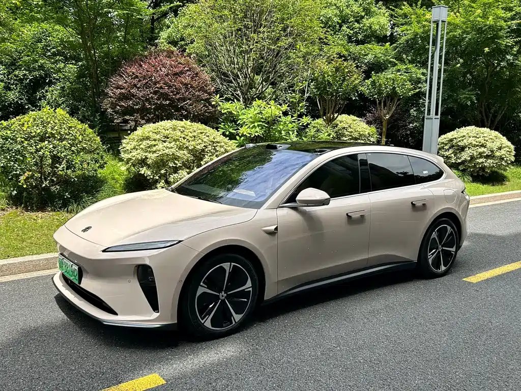 NIO ET5T 2024
