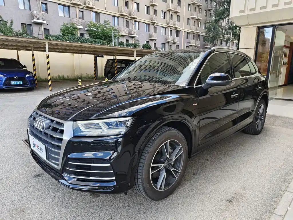 Audi Q5L 2019