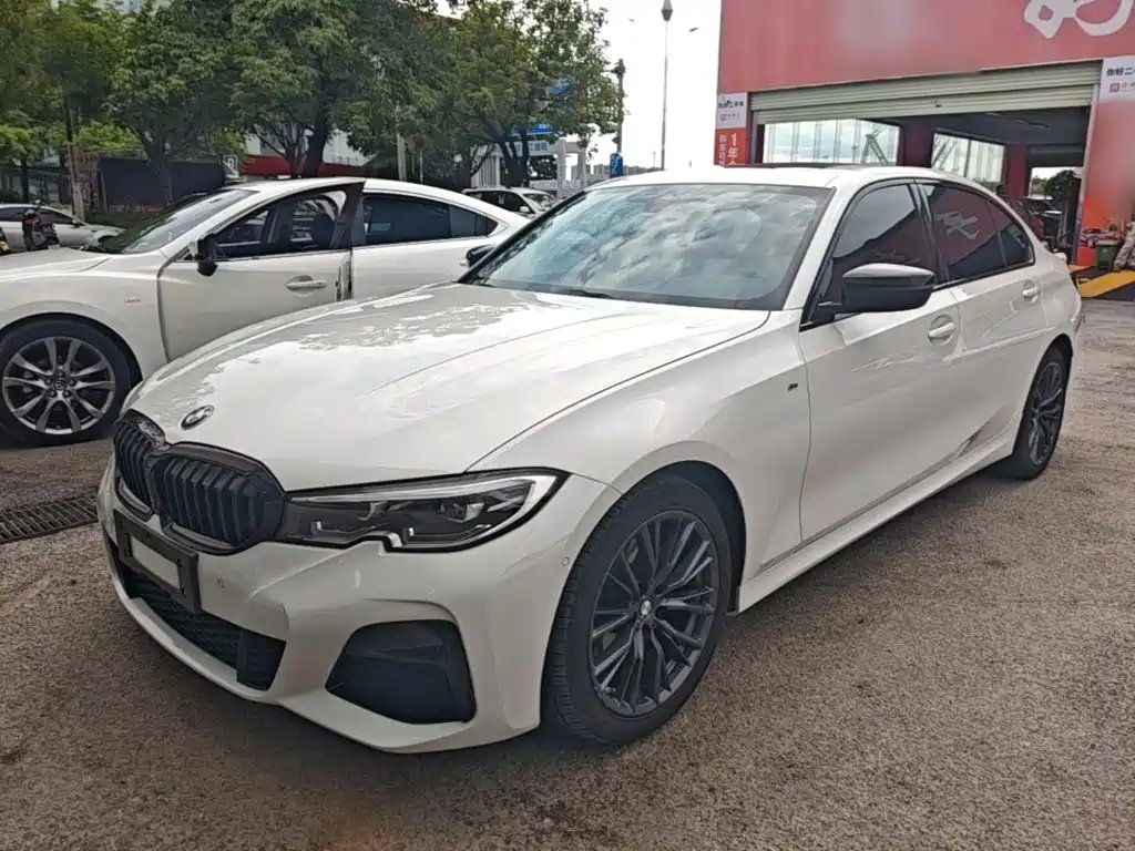 BMW 3 Series 2020