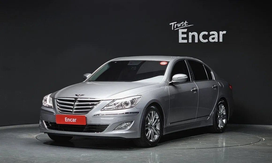 Hyundai Genesis 2012